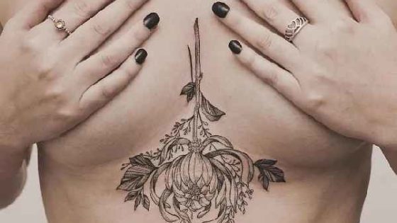 Tattoo, Idee, Blume, Underboob, Brust