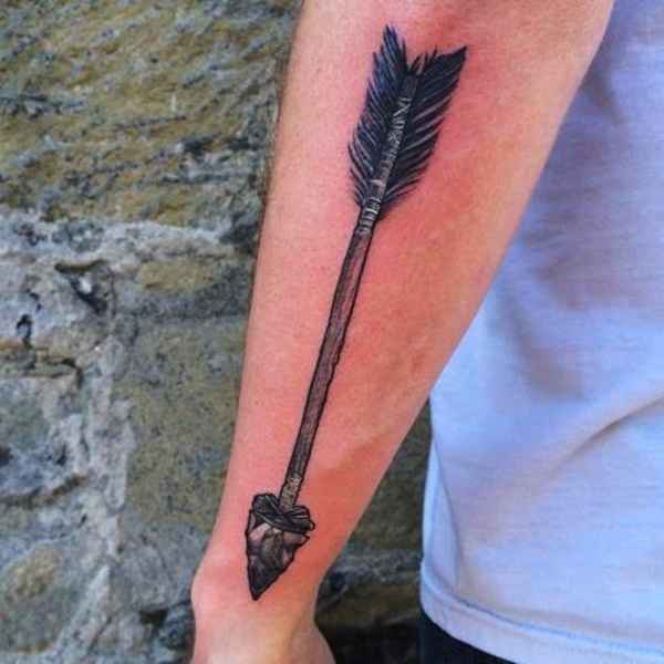 Unterarm tattoo mann pfeil