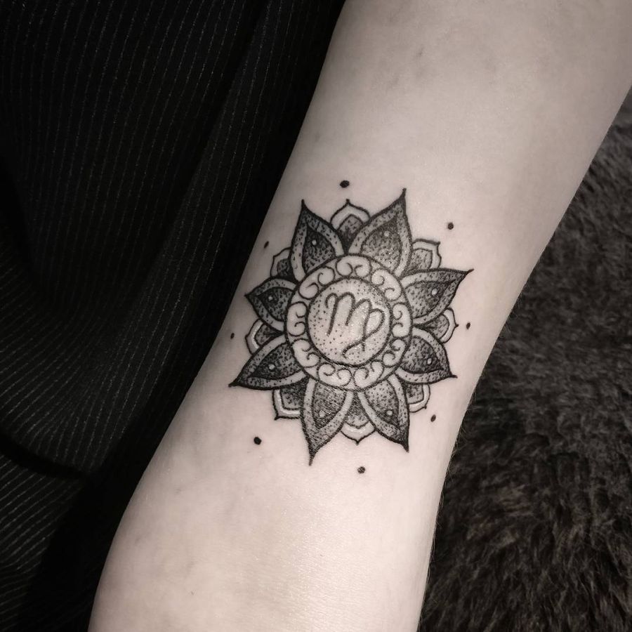 Mann tattoo jungfrau sternzeichen Jungfrau Tattoo