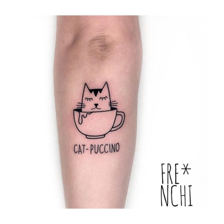 Schwarzes flüssiges Glück Kaffee Tattoo Spirit