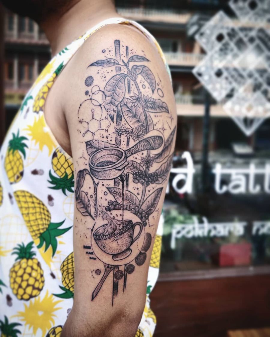 Schwarzes flüssiges Glück Kaffee Tattoo Spirit