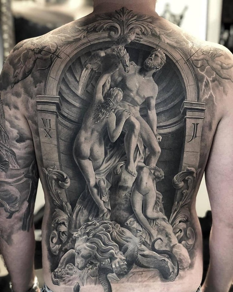 Mann rücken motive tattoo Rcken Tattoo