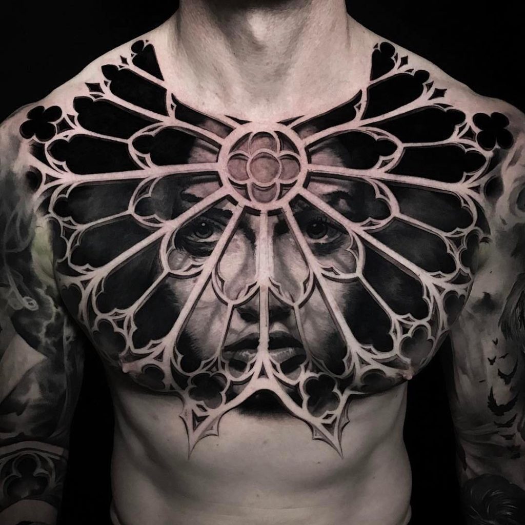 Vorlagen männer tattoo brust Brust Tattoo