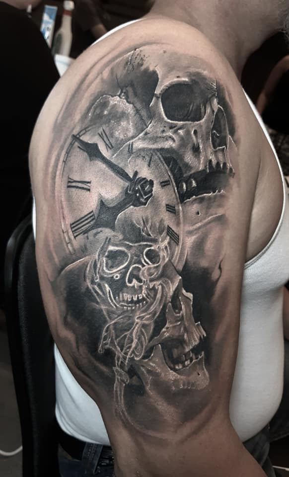 2H TattooStudio in Essen Tattoo Spirit