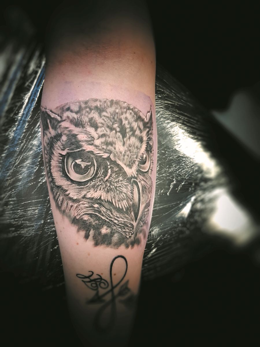 Beauty &amp; Color in Gladbeck Tattoo Spirit