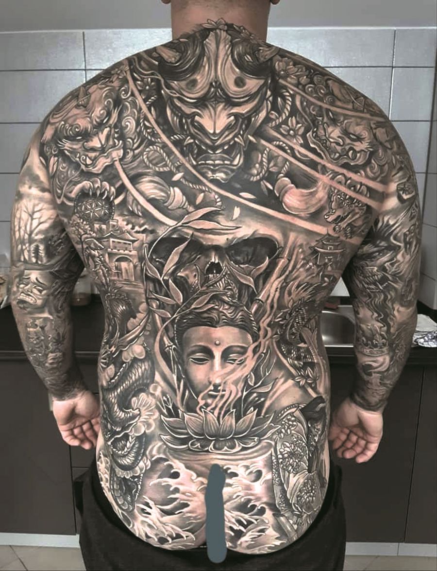 2H Tattoo in Essen Tattoo Spirit