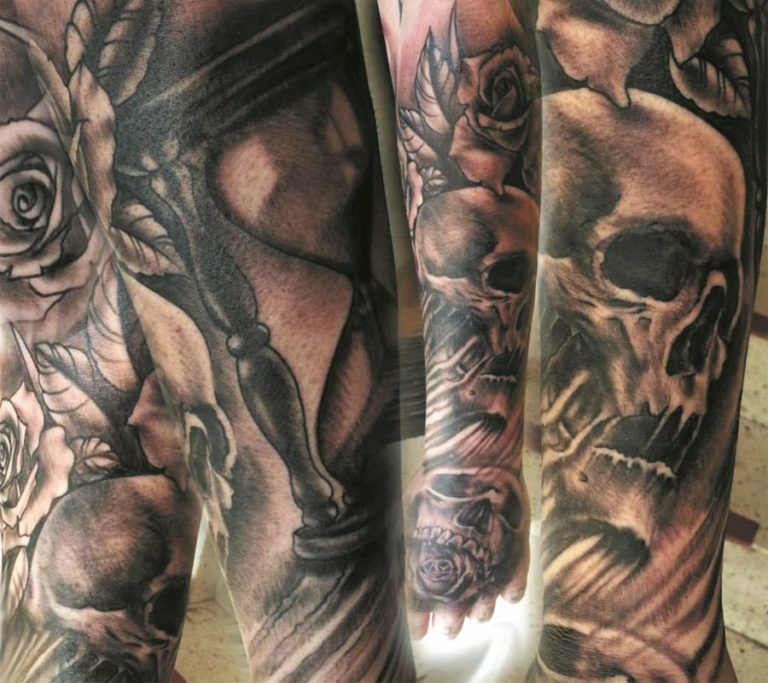 Krakatau Tattoo in Neutraubling Tattoo Spirit