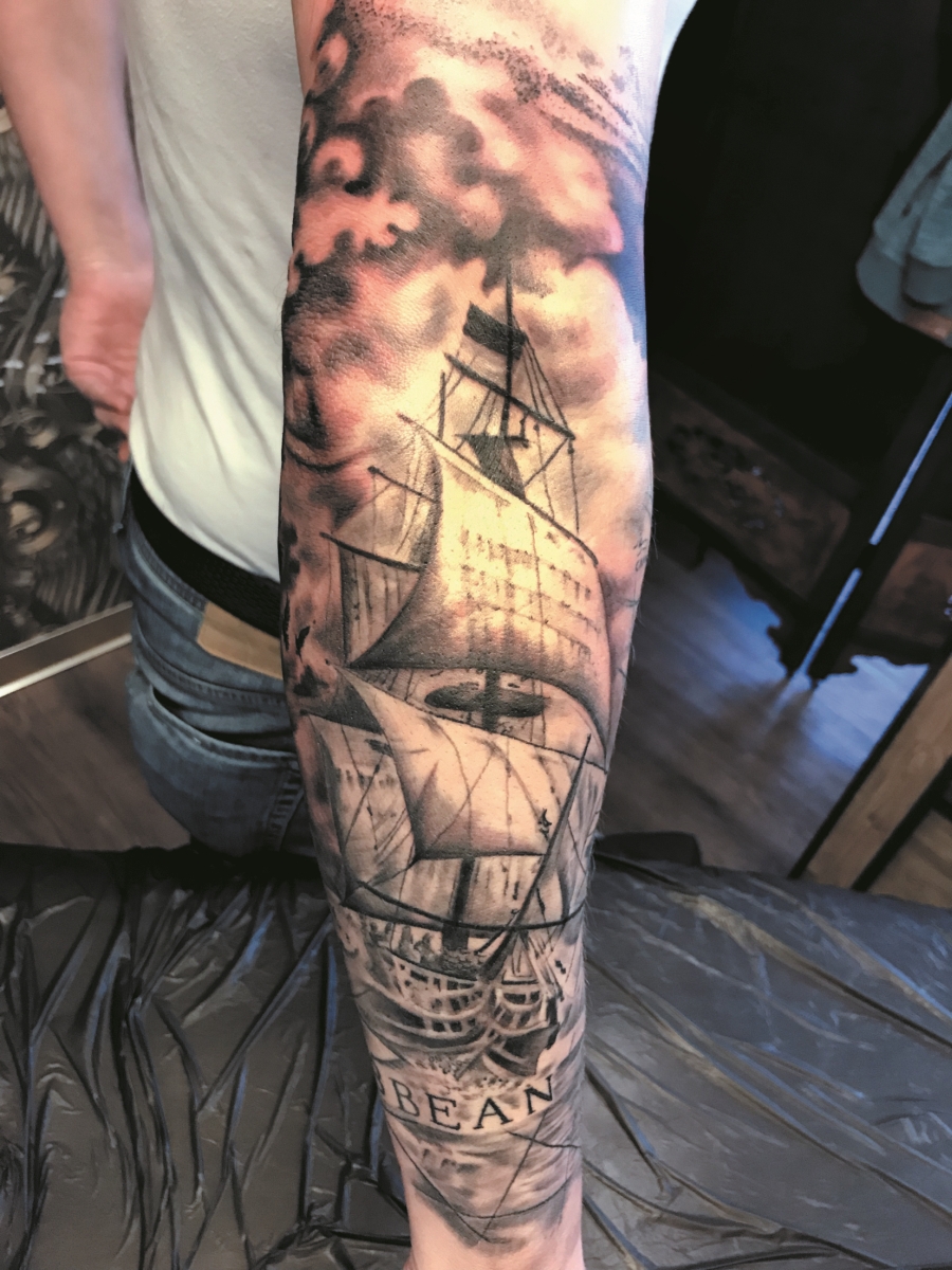 Golden Ink in Bocholt Tattoo Spirit