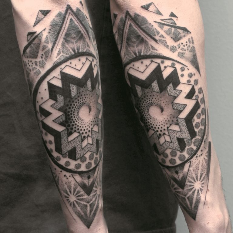 Tannen Nadel Tattoo in Freudenstadt Tattoo Spirit