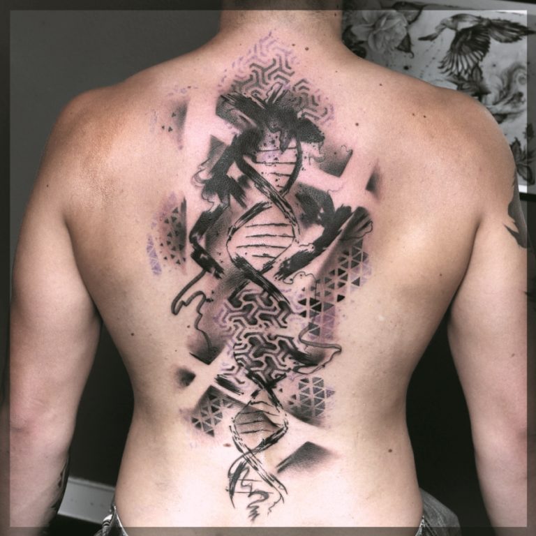 Tannen Nadel Tattoo in Freudenstadt Tattoo Spirit