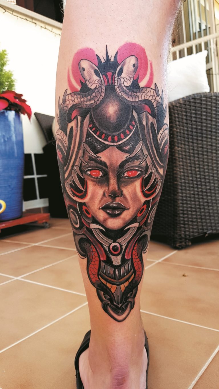 2H Tattoo in Essen Tattoo Spirit