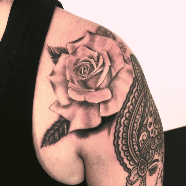 2H Tattoo in Essen Tattoo Spirit