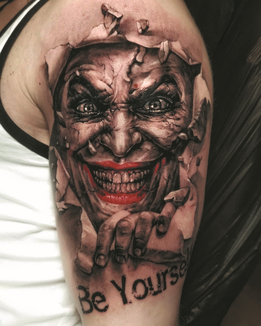 Stigmata Tattoo in Bielefeld Tattoo Spirit